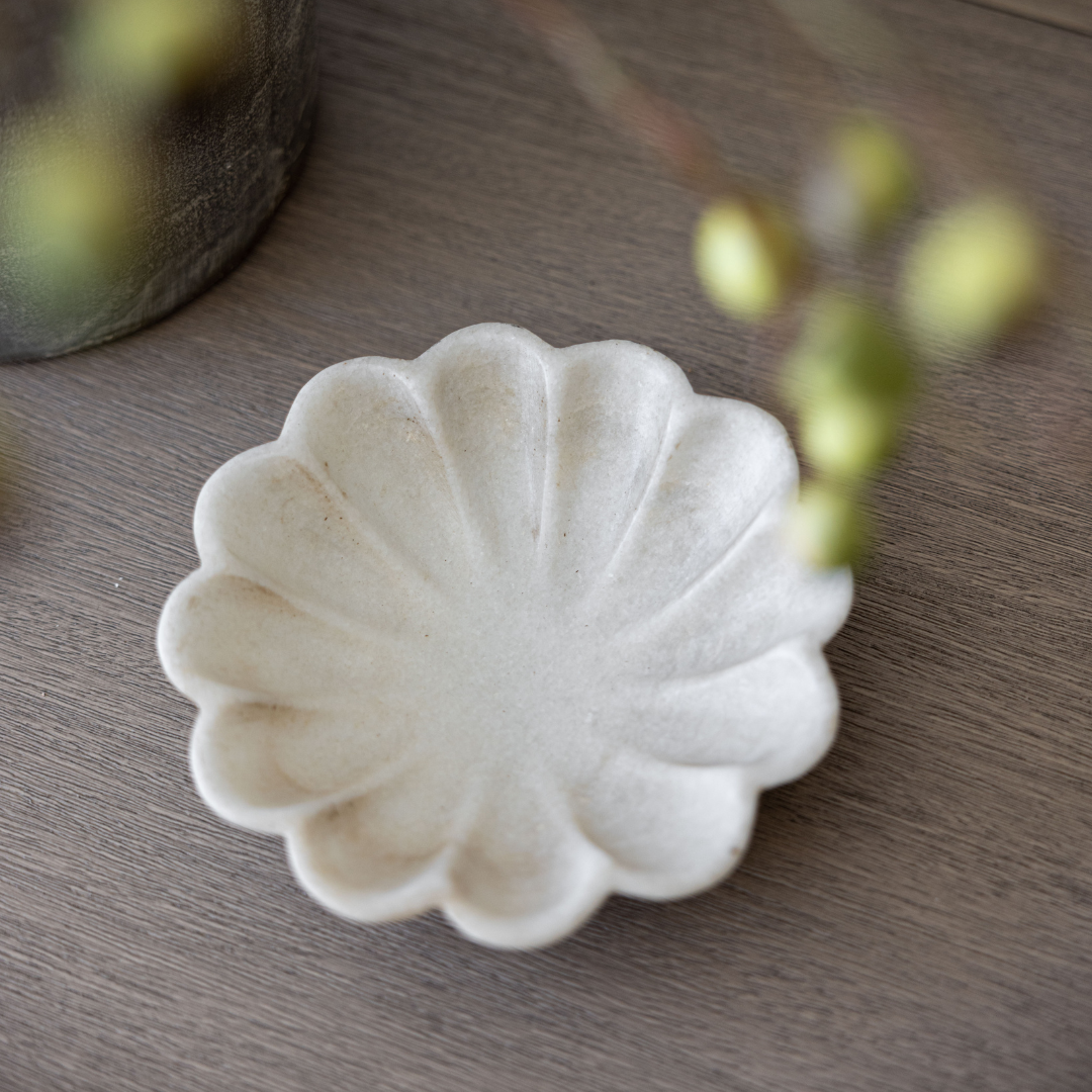 Marble Scalloped Flower Bowl | By Luxe B Co.