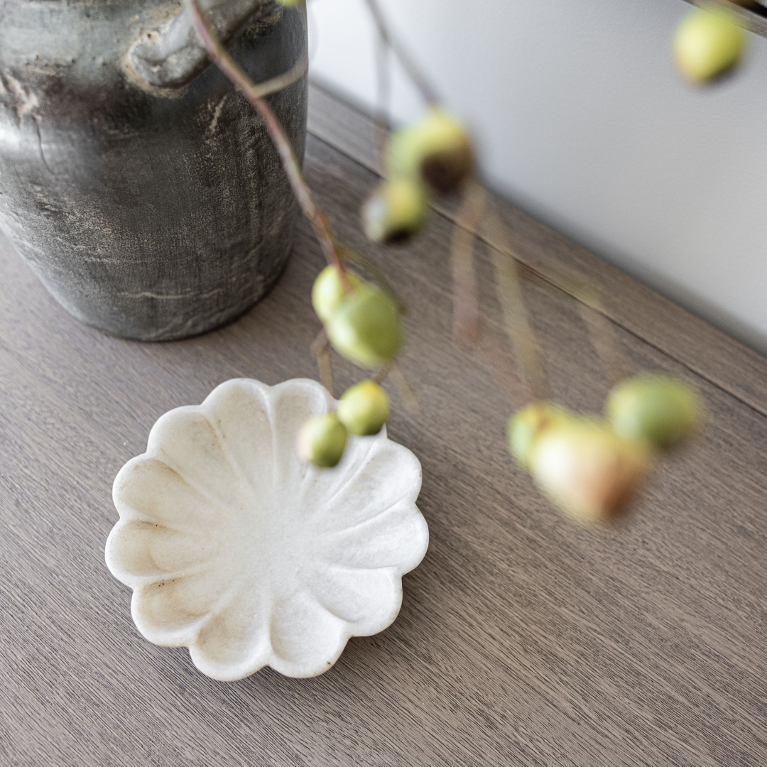 Marble Scalloped Flower Bowl | By Luxe B Co.
