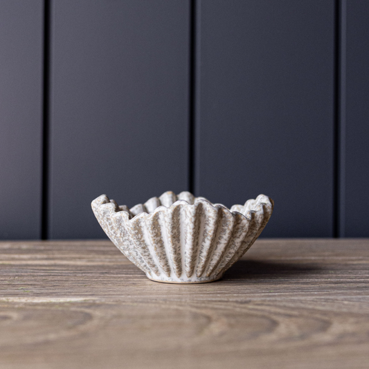 Resin Ruffle Dish | By Luxe B Co.