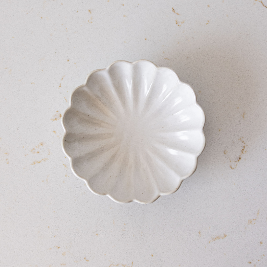 Scalloped Ceramic Bowl | By Luxe B Co.