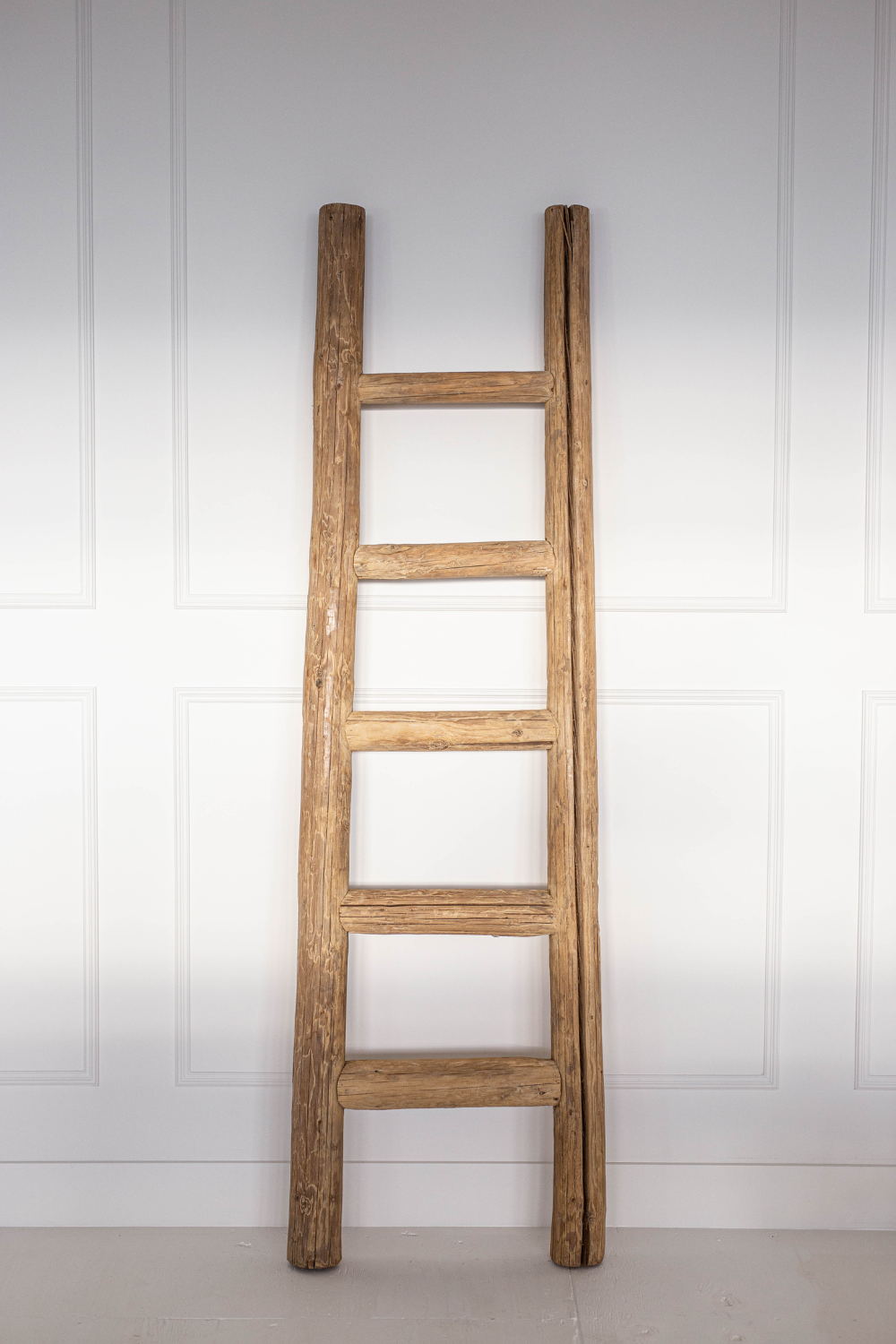 Reclaimed Elm Wood Ladder - Luxe B Co