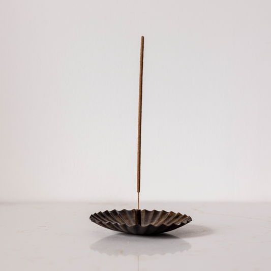 Antique Inspired Scallop Edge Incense Holder | By Luxe B Co