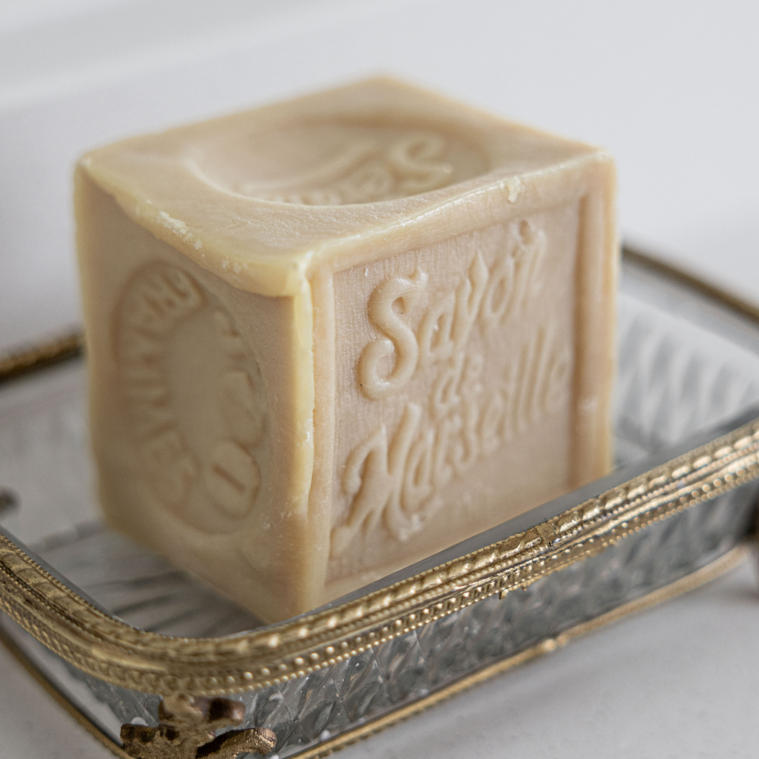 Antique Inspired Metal Footed Soap Dish | By Luxe B Co