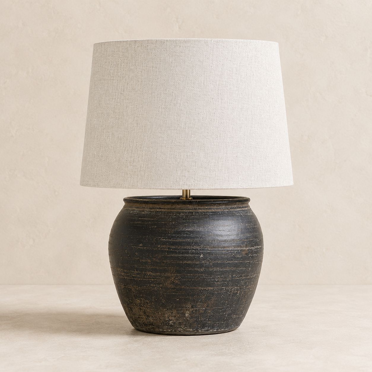 Cunmin Pot Clay Table Lamp By Luxe B Co. 