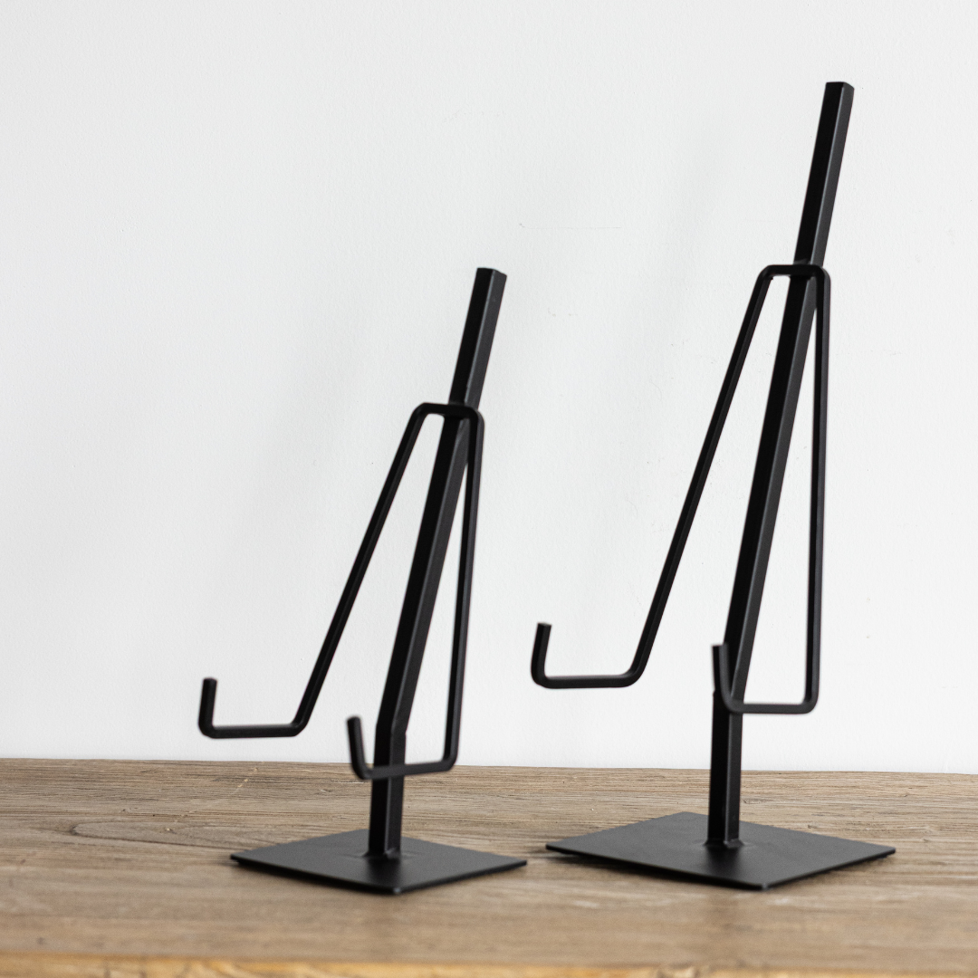 Dual Arm Black Iron Easel | By Luxe B Co. 