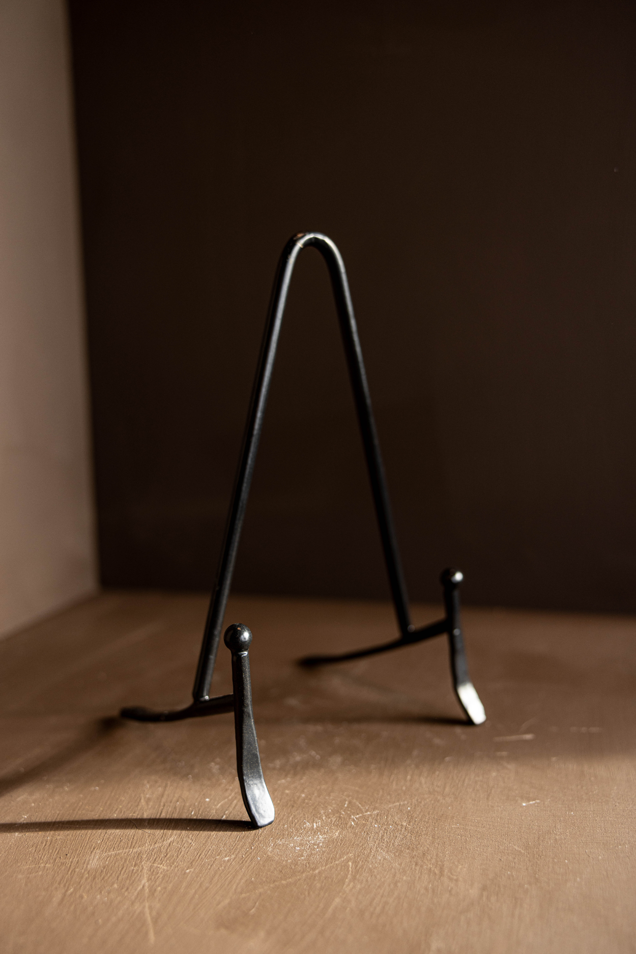 Iron Tabletop Easel - Luxe B Co