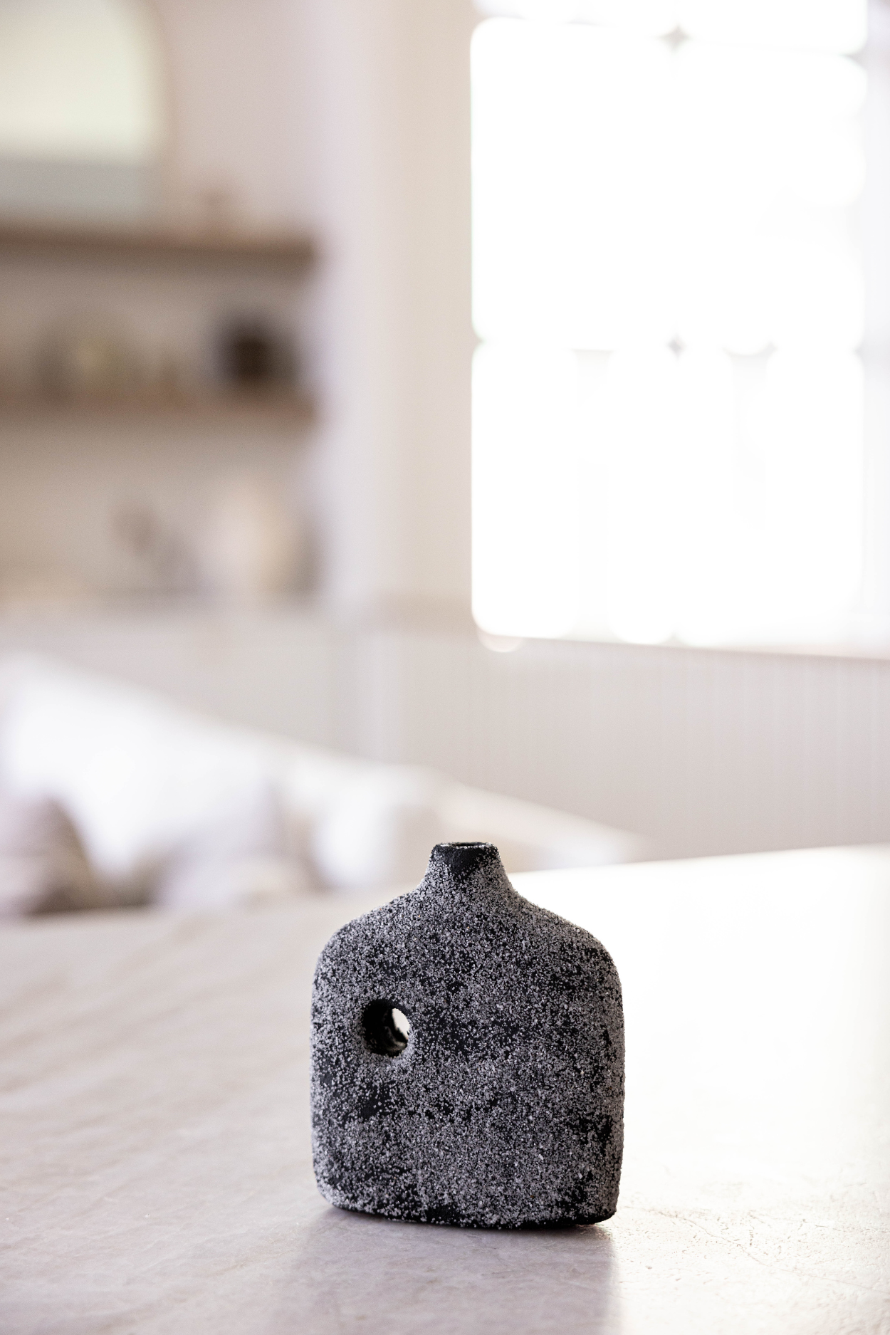 Milos Vase Black | By Luxe B Co. 