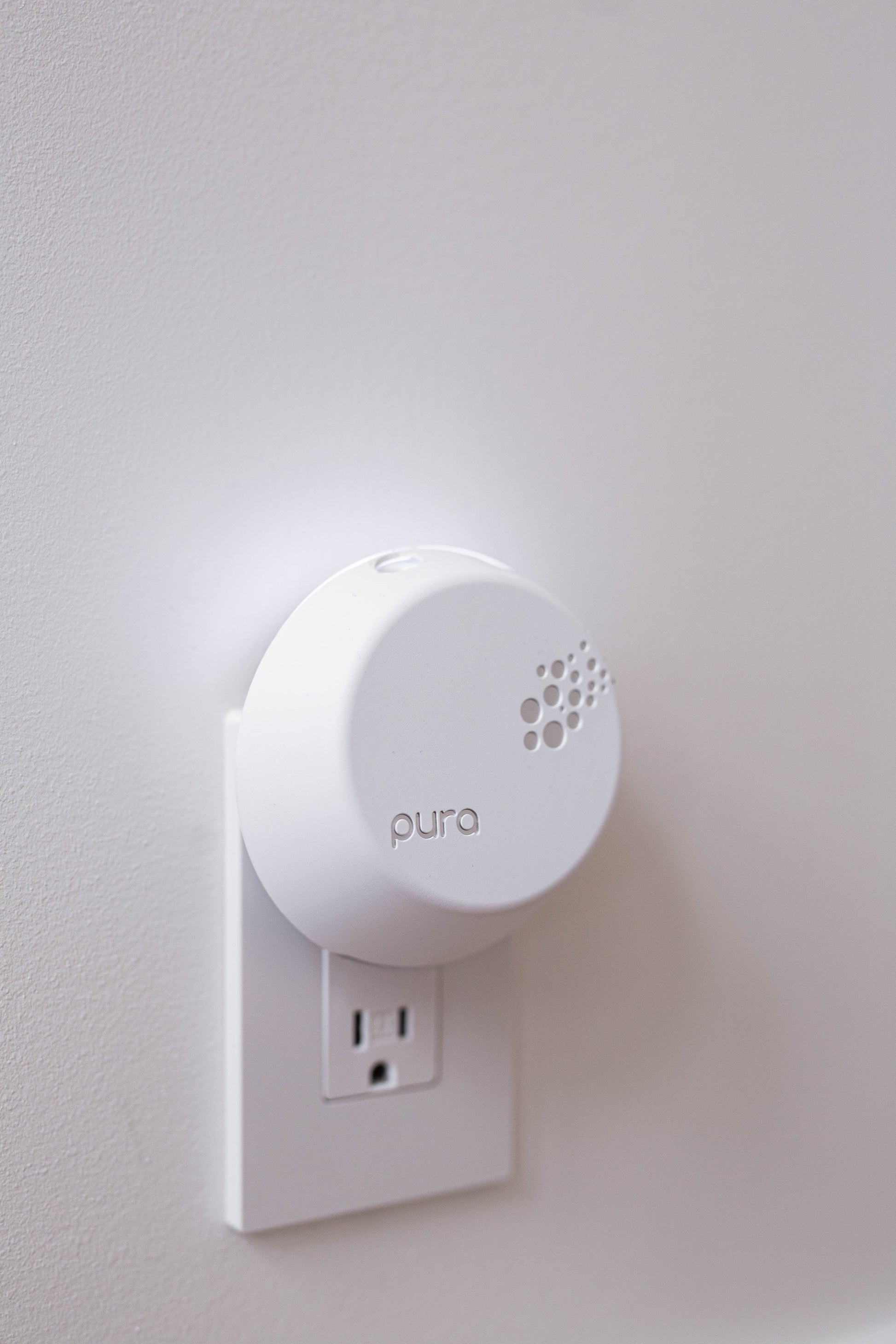 Pura Diffuser | By Luxe B Co.