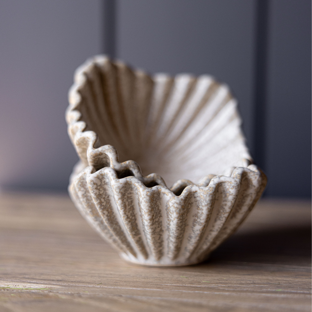 Resin Ruffle Dish | By Luxe B Co.