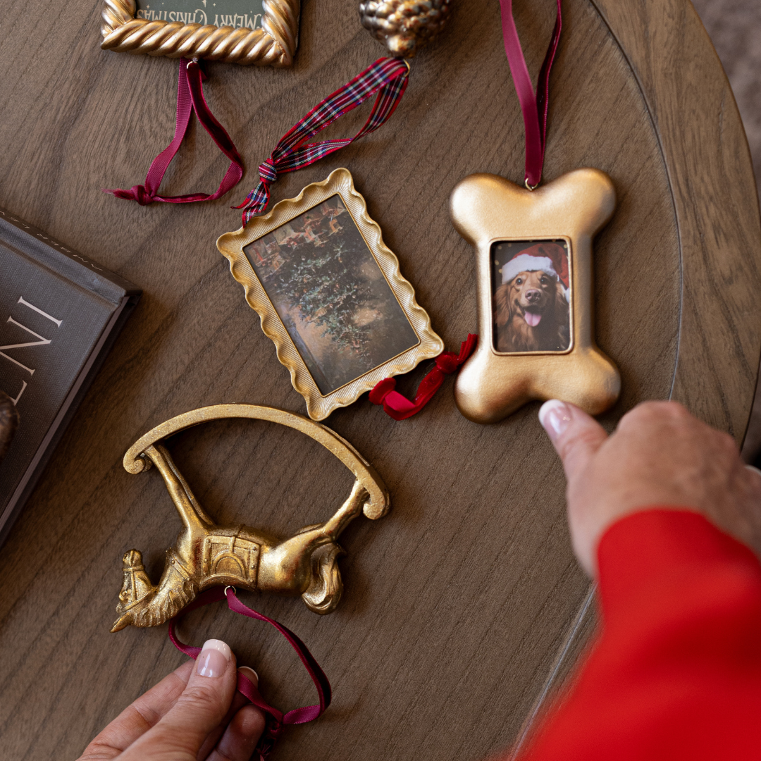 Scallop Bronze Ornament Photo Frame By Luxe B Co. 