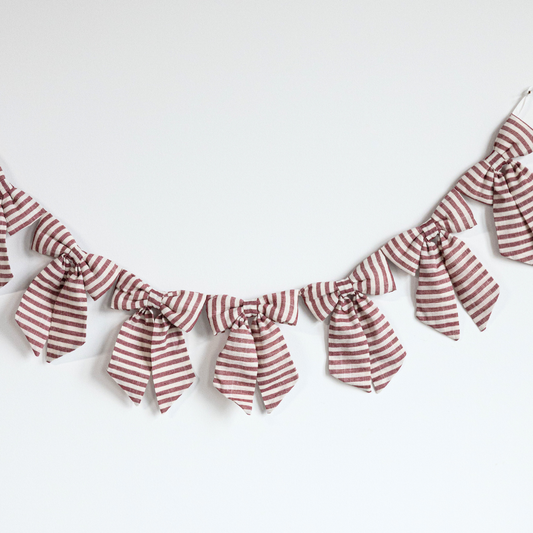 Striped Red Bow Garland