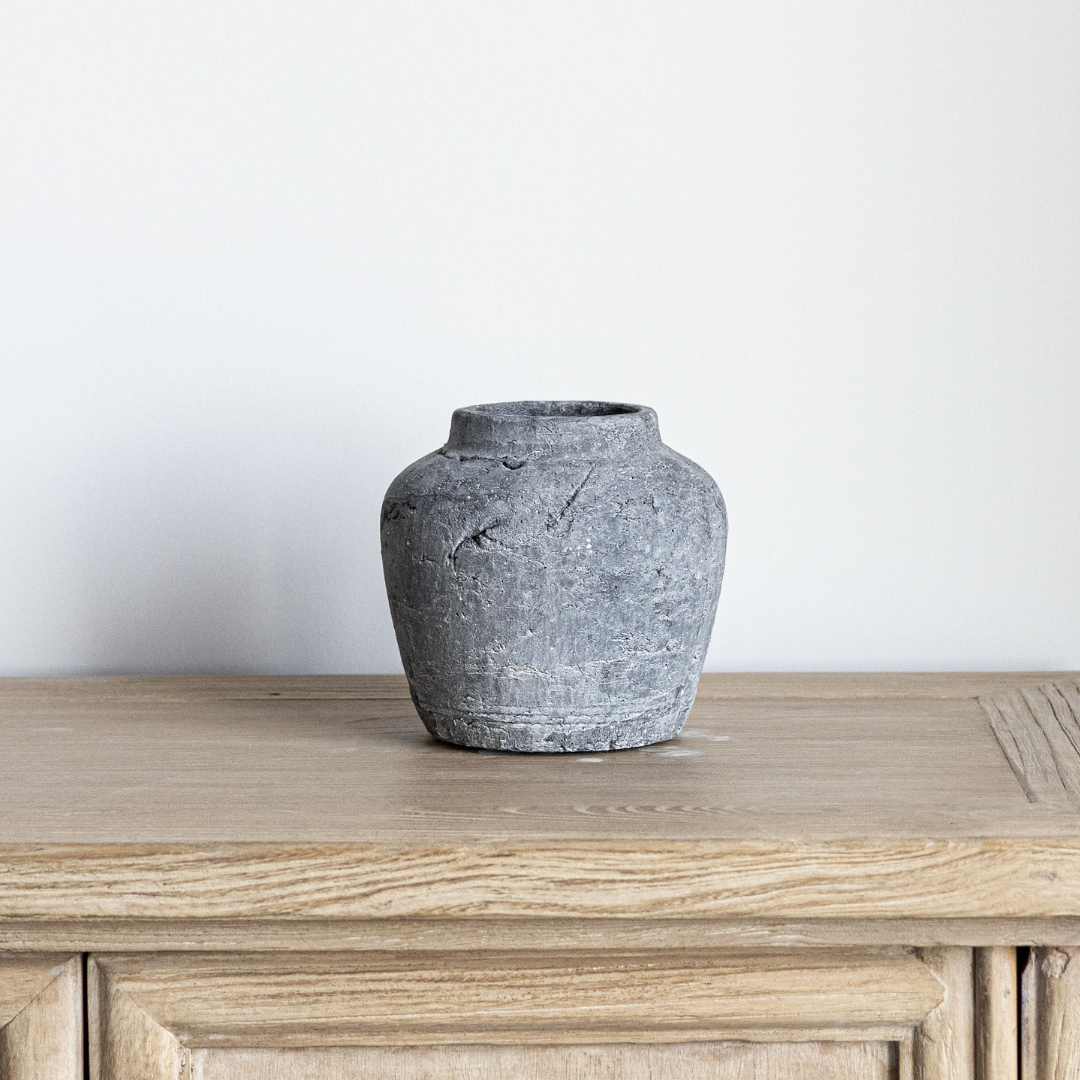 Charcoal Petite Vase - Luxe B Co