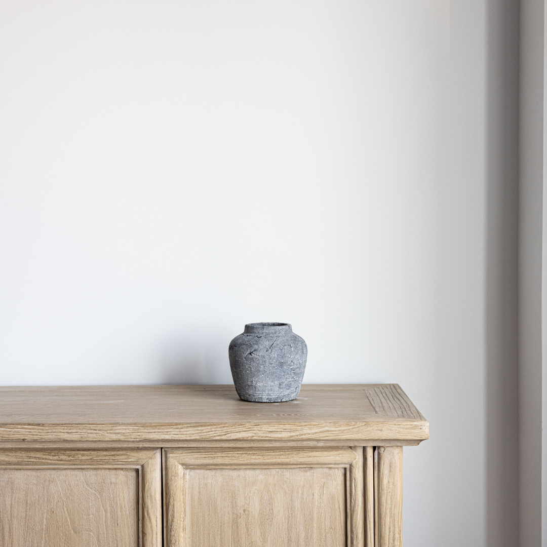 Charcoal Petite Vase - Luxe B Co