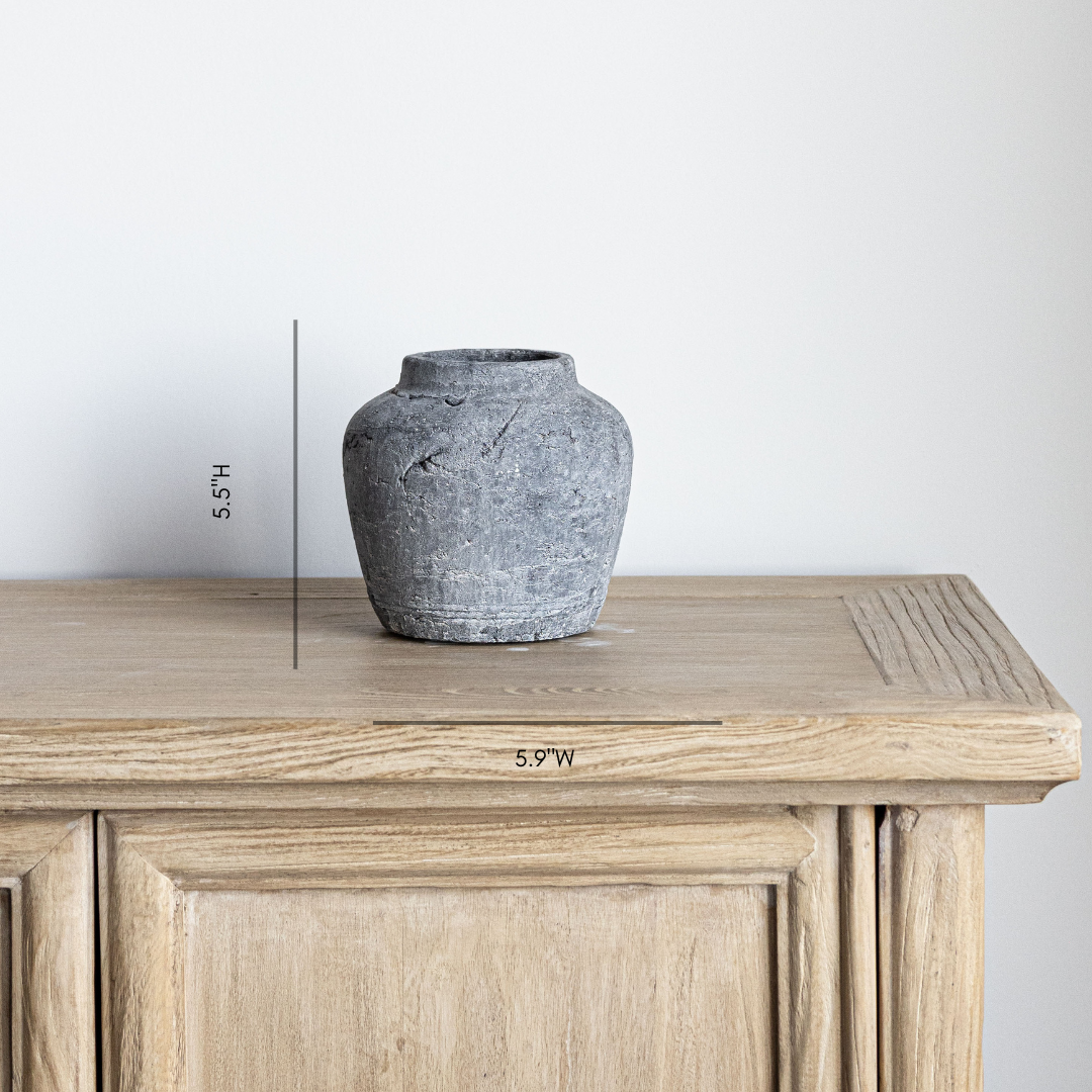 Charcoal Petite Vase - Luxe B Co