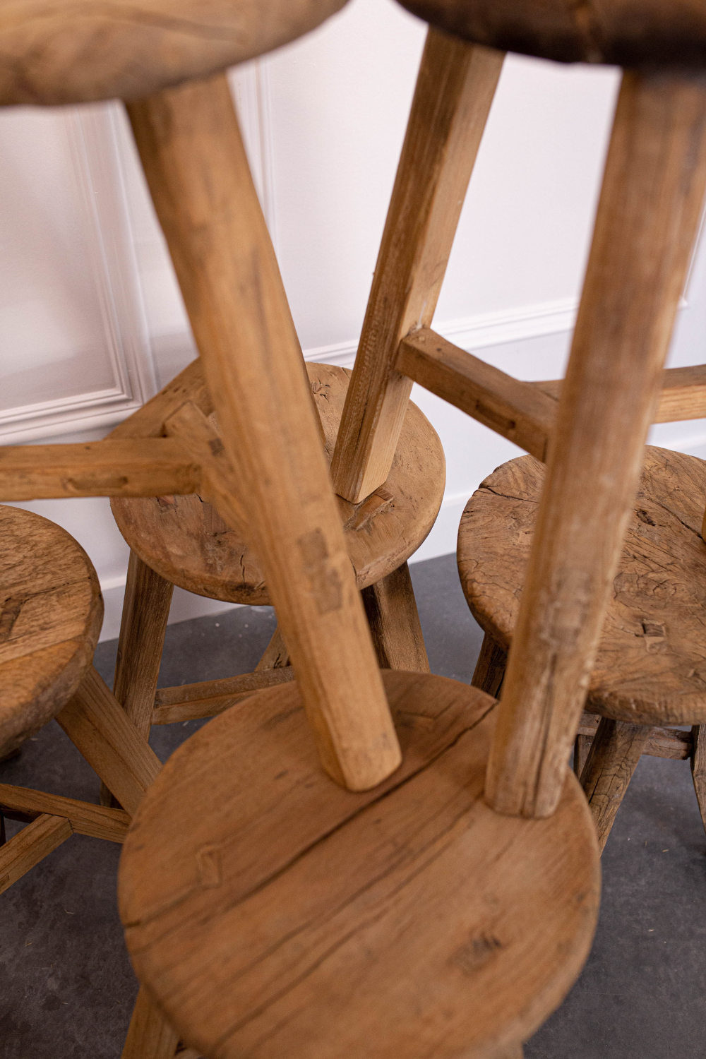 Vintage Elm Wood Round Stool - Luxe B Co